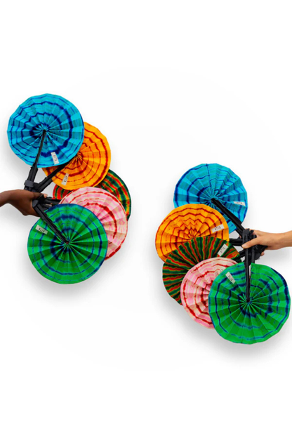 Eventail en cuir et tissu - Orange