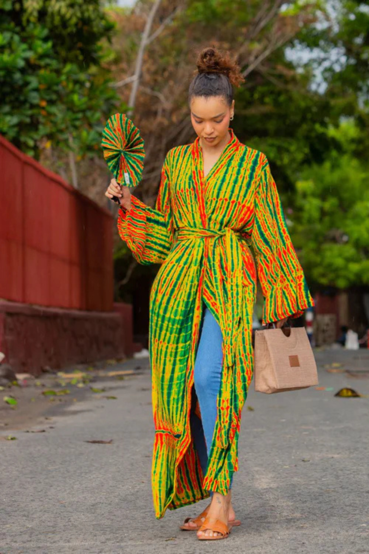 Eventail en cuir et tissu - Orange